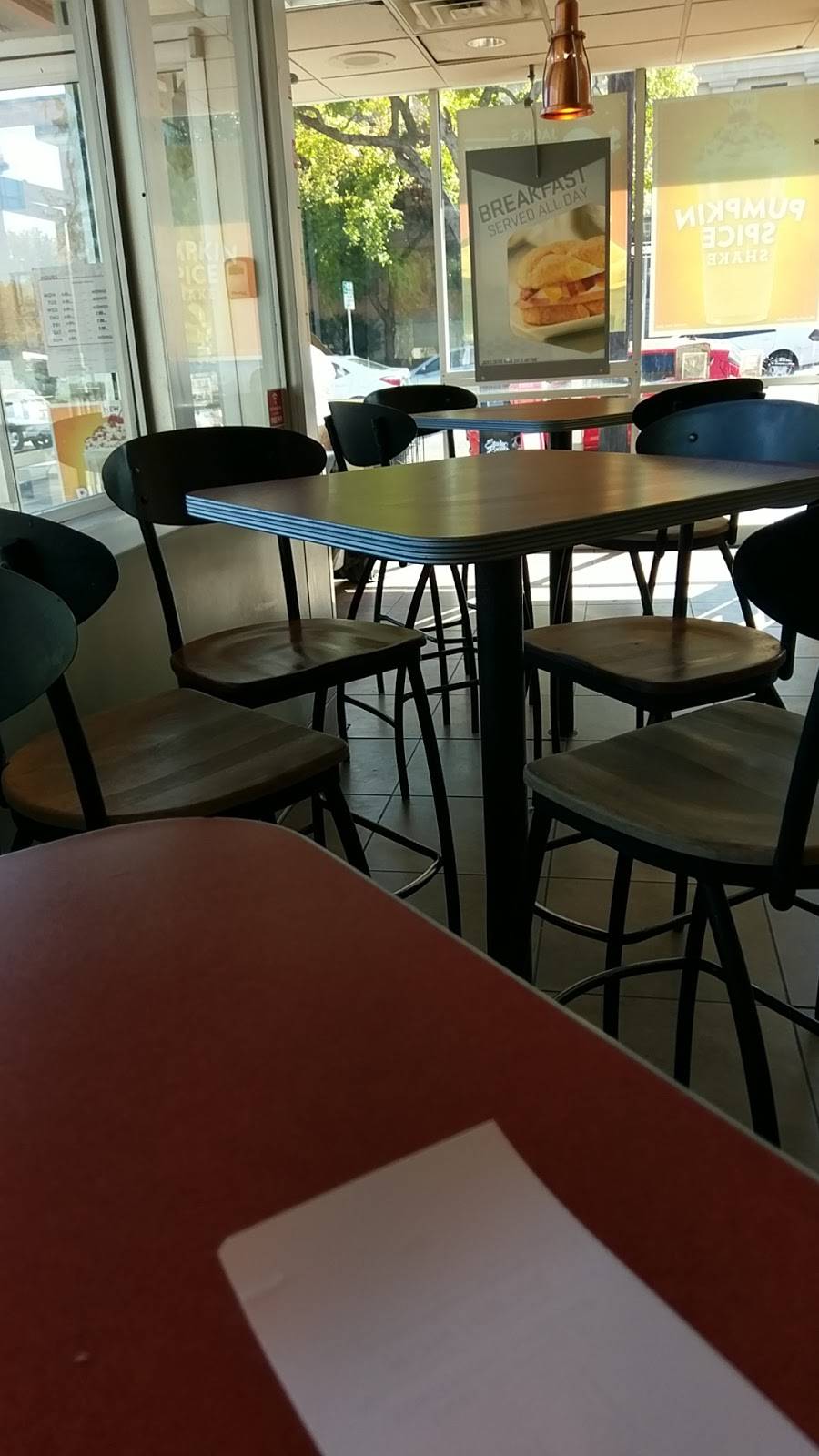 Jack in the Box | restaurant | 1408 W Hickory St, Denton, TX 76201, USA | 9403878342 OR +1 940-387-8342