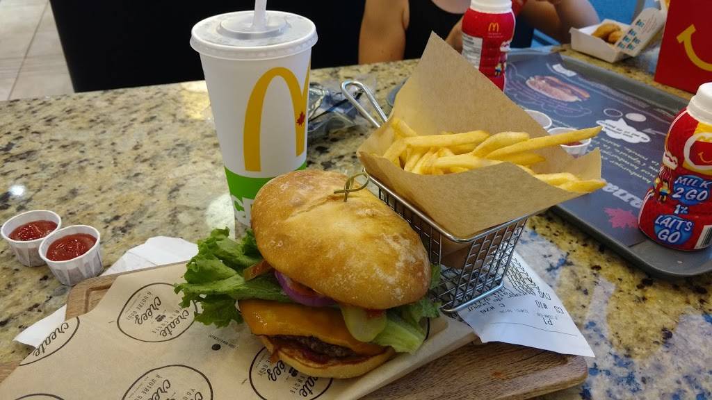 McDonalds | cafe | 213 Chemin dAylmer, Gatineau, QC J9H 1A3, Canada | 8196844556 OR +1 819-684-4556