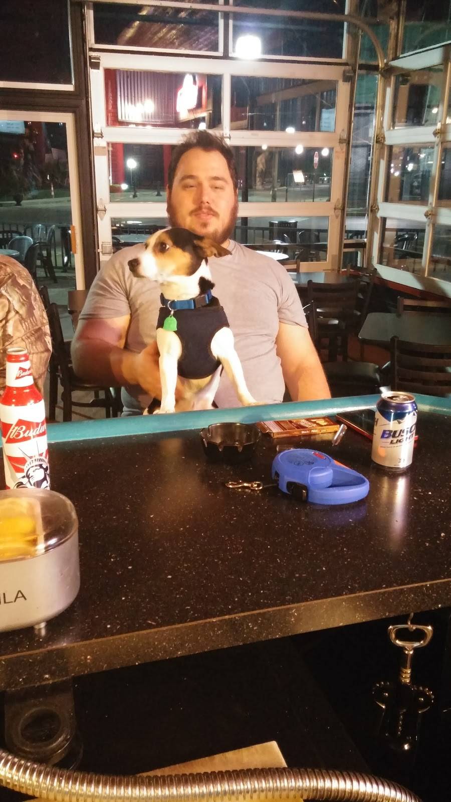 On Deck Bar And Grill | restaurant | 100 2nd St, Henderson, KY 42420, USA | 2708262424 OR +1 270-826-2424