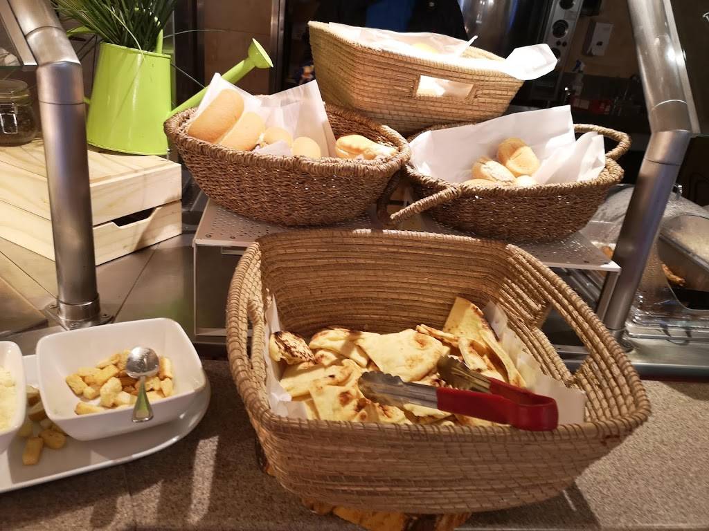 The Marketplace International Buffet | restaurant | 1 Canadas Wonderland Drive, Maple, ON L6A 1S6, Canada | 9058327000 OR +1 905-832-7000