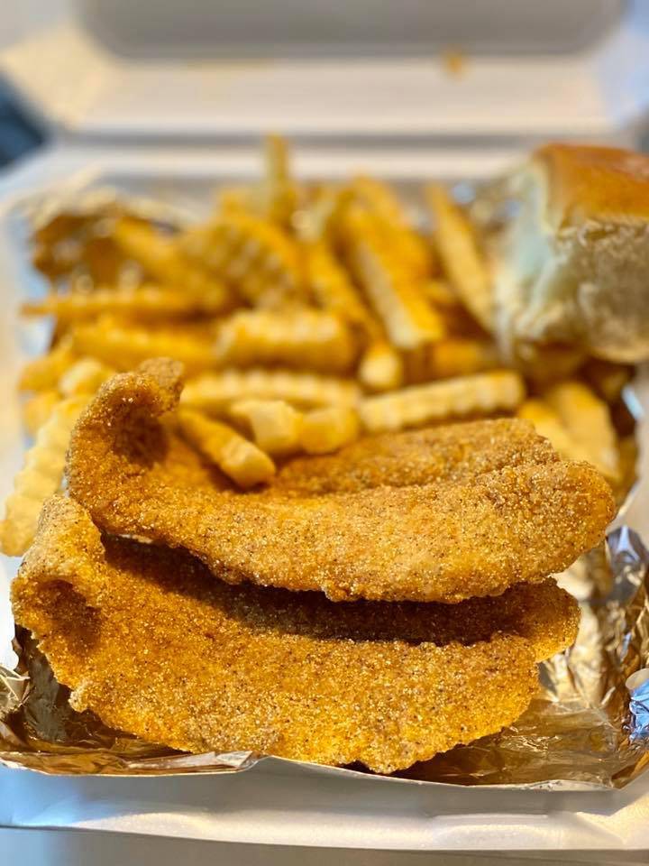 Dream Wingz | restaurant | 2400 Madison St Ste 11, Clarksville, TN 37043, USA | 9312956223 OR +1 931-295-6223