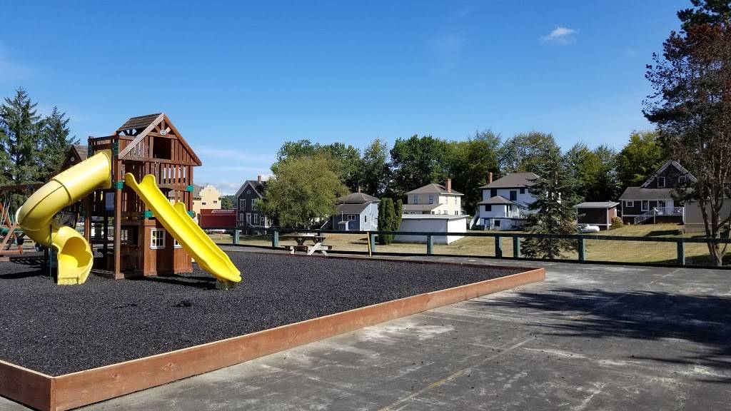 Butcher & Baker Provisions | restaurant | 4719 NE State Hwy 104, Port Gamble, WA 98364, USA | 3602979500 OR +1 360-297-9500