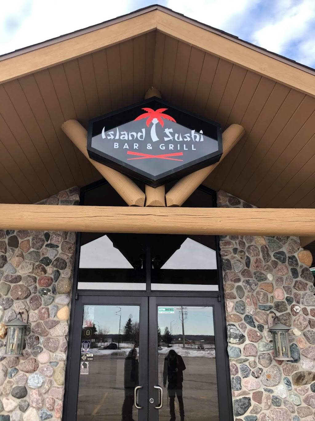 Island Sushi Bar & Grill Heritage Road | restaurant | 875 Heritage Rd, De Pere, WI 54115, USA | 9206327964 OR +1 920-632-7964