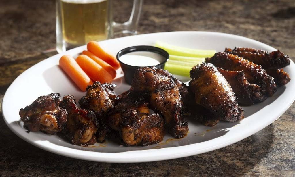 D. Rowes Restaurant & Bar | restaurant | 1005 Club Village Dr, Columbia, MO 65203, USA | 5734438004 OR +1 573-443-8004