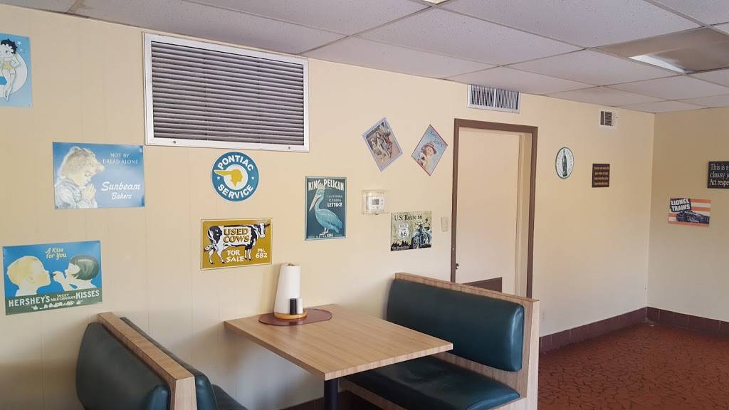 Tastee Chick | restaurant | 812 Oak St, Eatonton, GA 31024, USA | 7064859988 OR +1 706-485-9988