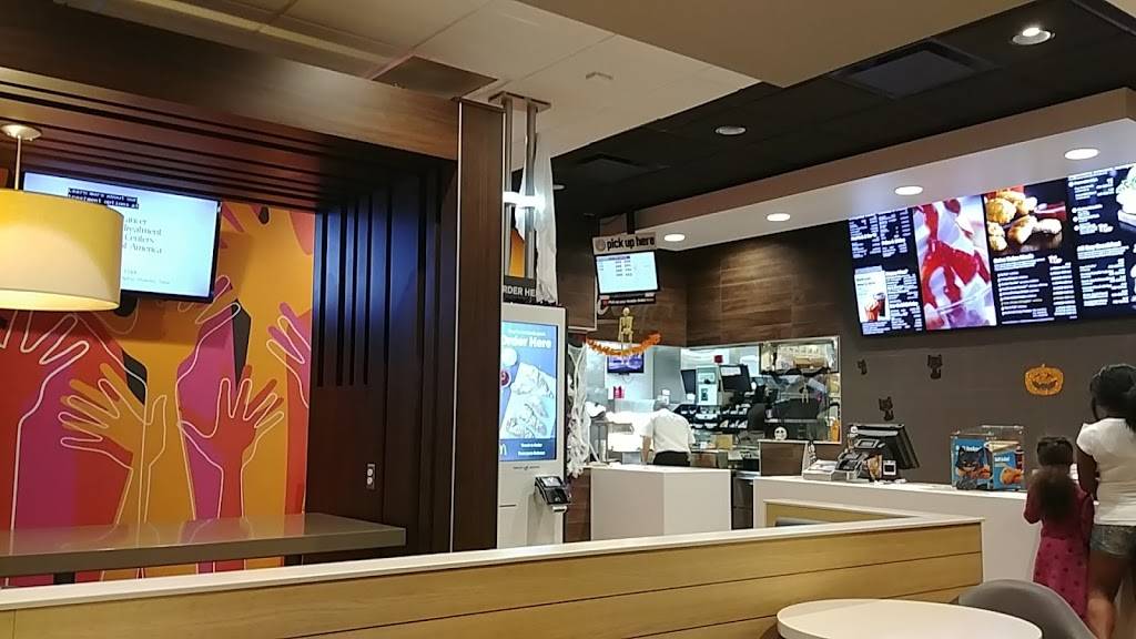 McDonalds | cafe | 2195 W, Co Rd 48, Bushnell, FL 33513, USA | 3525680005 OR +1 352-568-0005