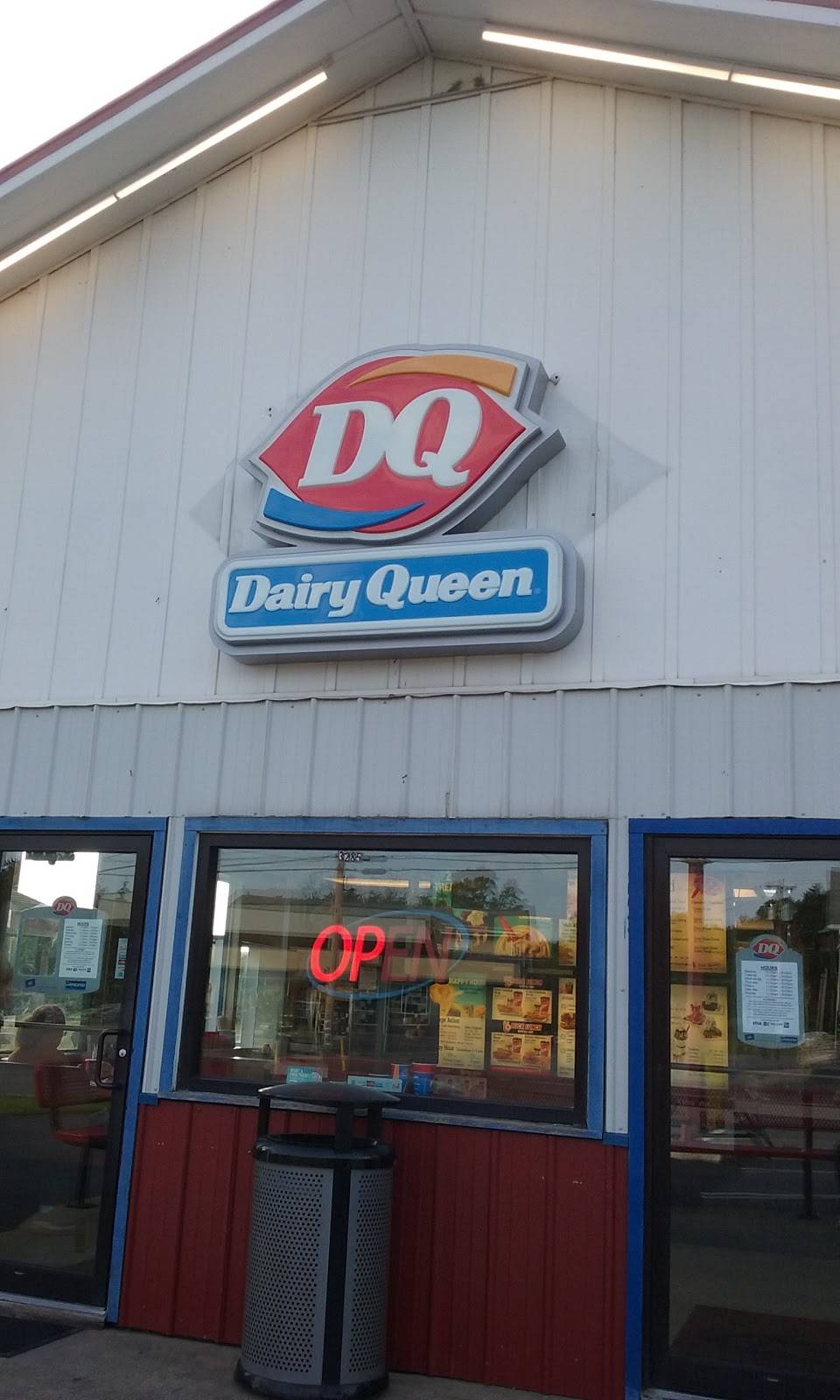 Dairy Queen Grill & Chill | restaurant | 30 N Walnut St, Sharpsville, PA 16150, USA | 7249624200 OR +1 724-962-4200