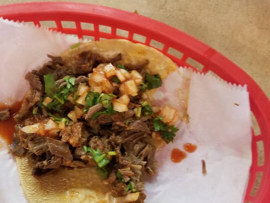 birrieria jaliscos | restaurant | 4233, 2118 N Green Bay Rd, Waukegan, IL 60087, USA | 2243999254 OR +1 224-399-9254