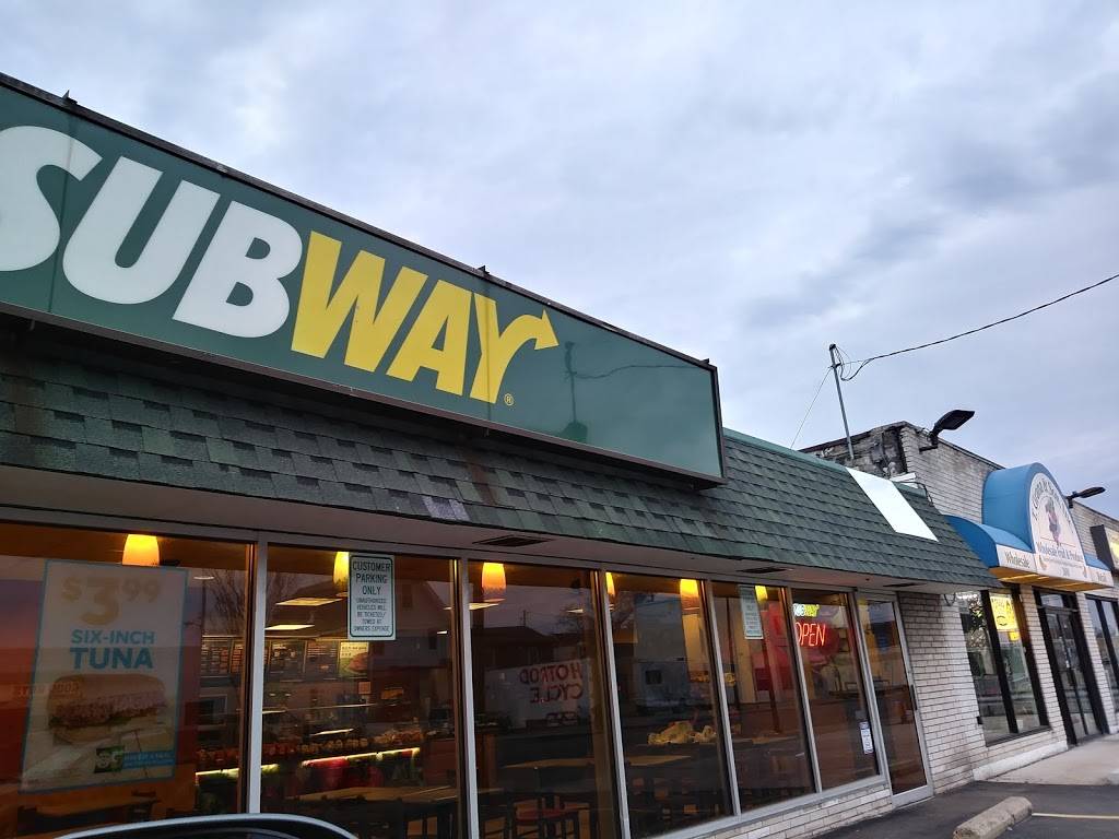 Subway | restaurant | 2608 Pine Ave, Niagara Falls, NY 14301, USA | 7162781112 OR +1 716-278-1112