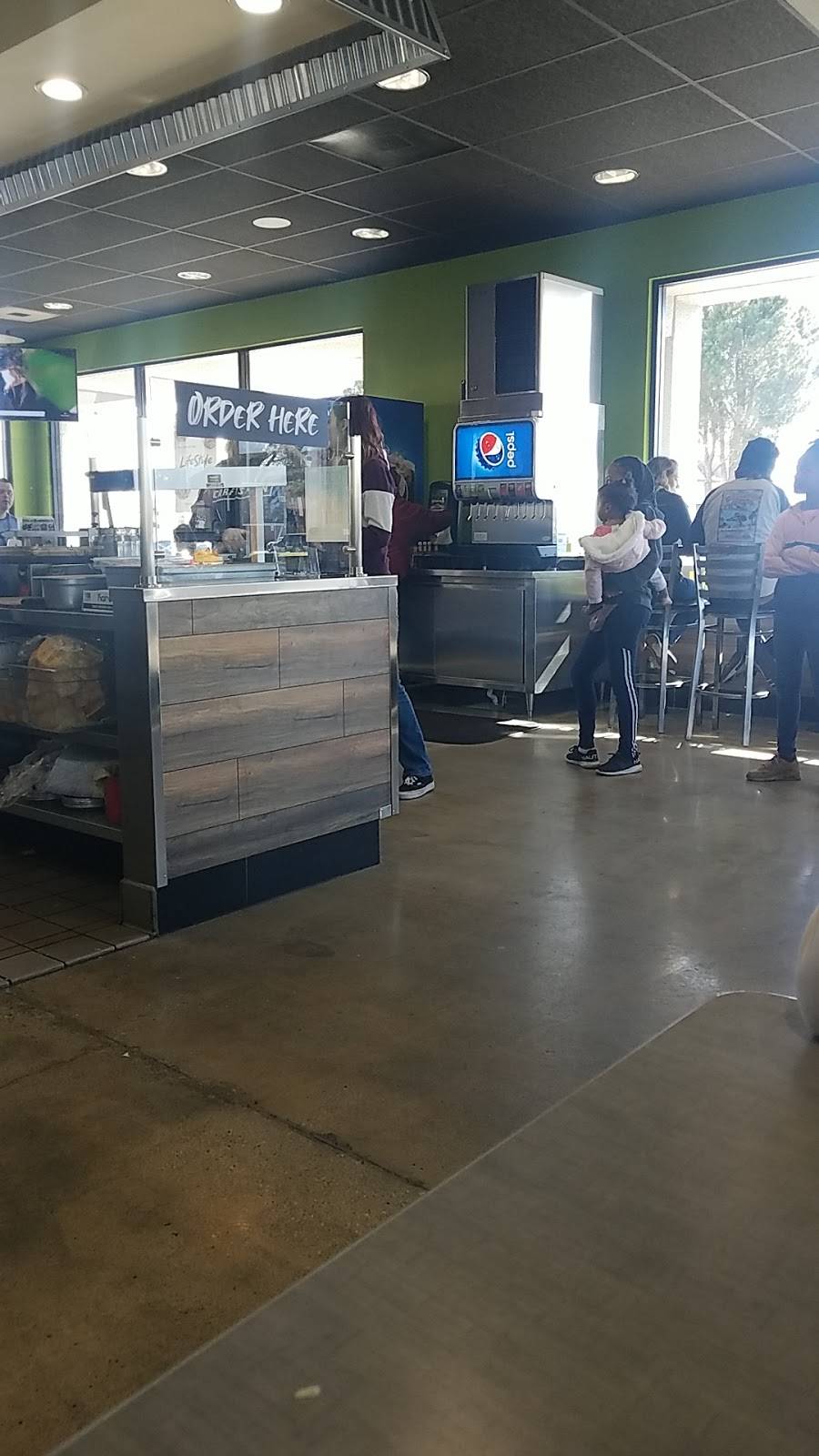 Bubbakoos Burritos | restaurant | 2053 W Ave J, Lancaster, CA 93536, USA | 6617231200 OR +1 661-723-1200