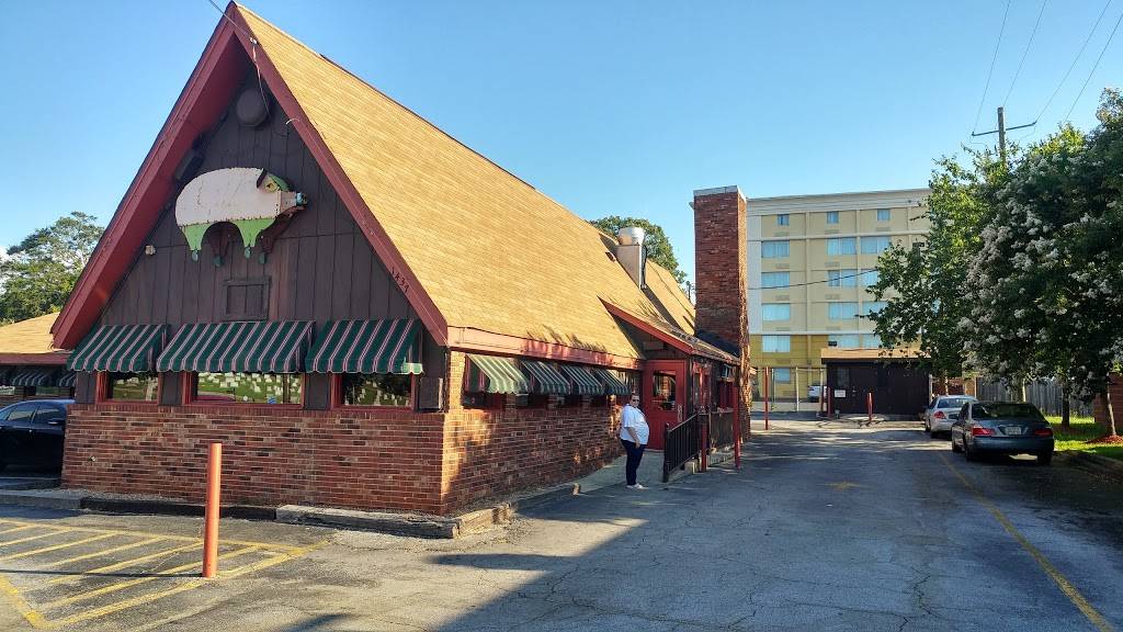 Barbecue Kitchen | restaurant | 1437 Virginia Ave, Atlanta, GA 30337, USA | 4047669906 OR +1 404-766-9906