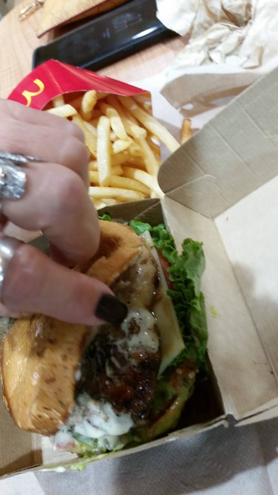 McDonalds | cafe | 7845 Linglestown Rd, Harrisburg, PA 17112, USA | 7175458580 OR +1 717-545-8580