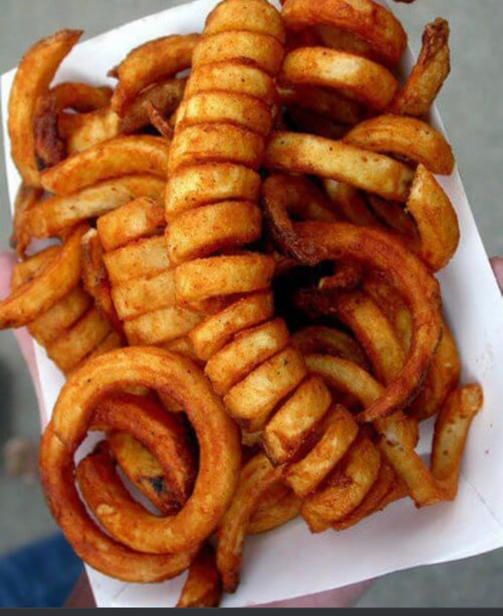 Georges | restaurant | 323 E Broadway St, Hollis, OK 73550, USA | 5806883458 OR +1 580-688-3458