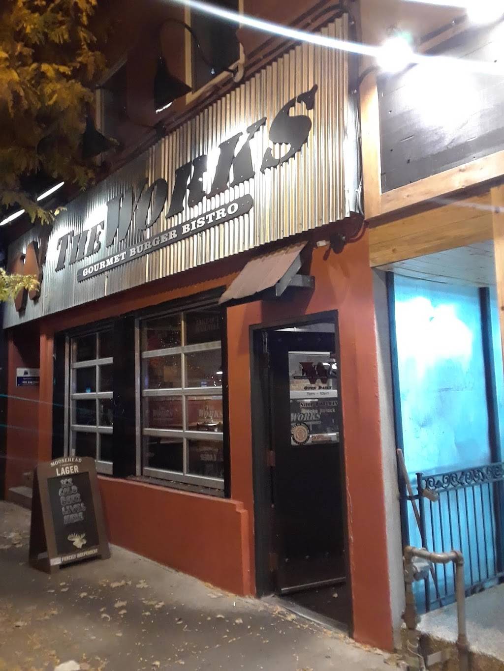 The Works Gourmet Burger Bistro | restaurant | 149 Lakeshore Rd E, Oakville, ON L6J 1H3, Canada | 9053379675 OR +1 905-337-9675