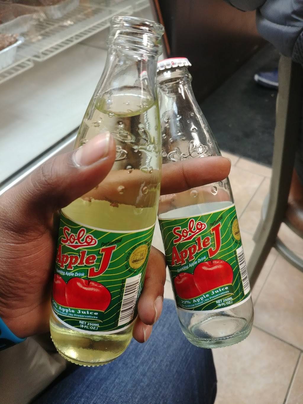 Drupatis Roti and Doubles - Ajax | restaurant | 252 Bayly St W, Ajax, ON L1S 3V4, Canada | 9056868100 OR +1 905-686-8100