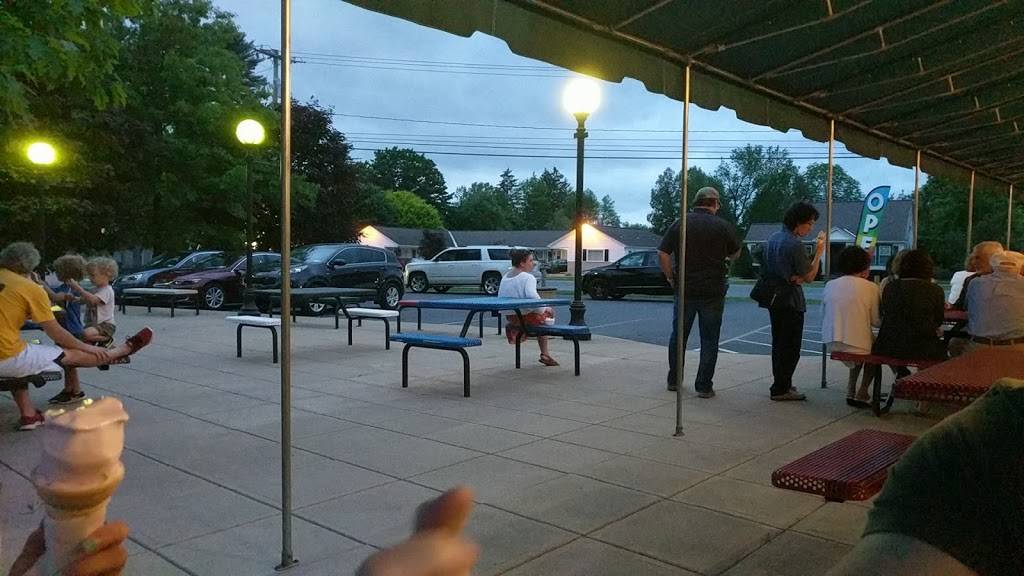 Samz Eats & Sweets | restaurant | 8200 Turin Rd, Rome, NY 13440, USA | 3155335614 OR +1 315-533-5614