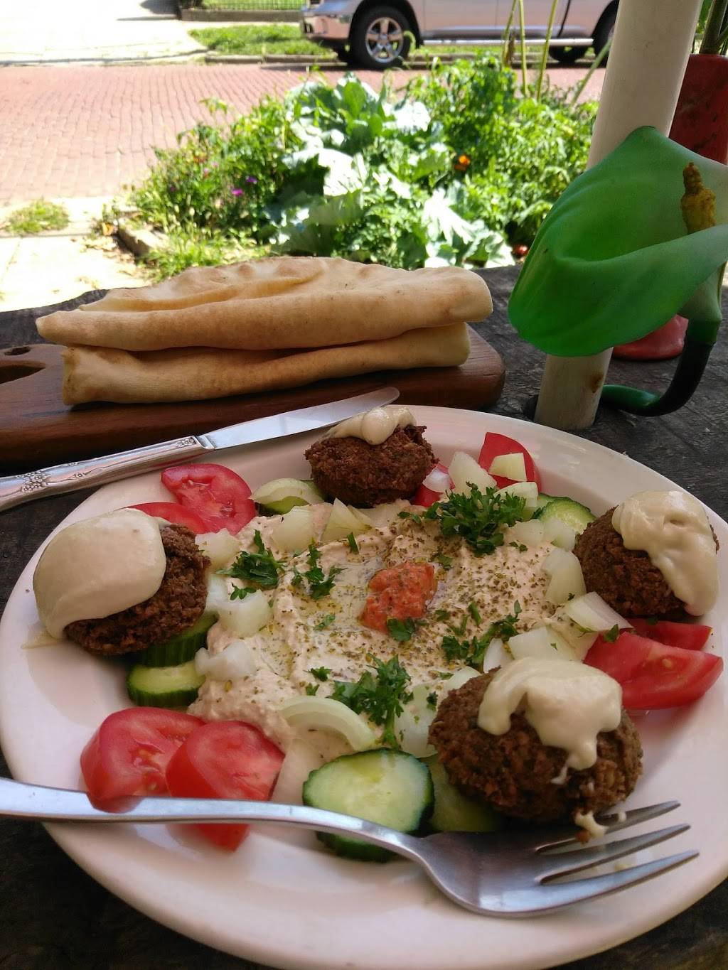 Algebra Tea House | cafe | 2136 Murray Hill Rd, Cleveland, OH 44106, USA | 2164219007 OR +1 216-421-9007