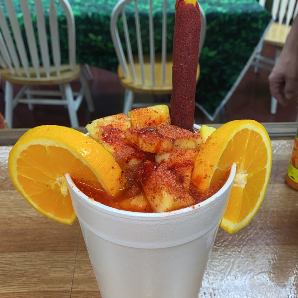 Fruteria El Primo | restaurant | 1306 Gardina, San Antonio, TX 78201, USA | 2102165544 OR +1 210-216-5544