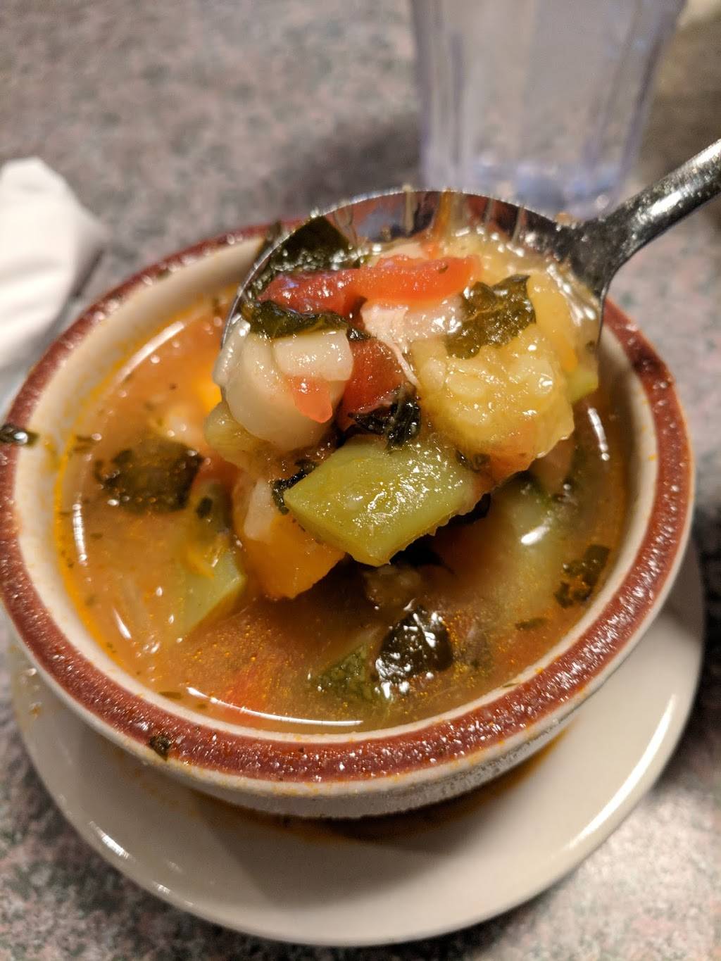 Angies Family Restaurant | restaurant | 335 Centerville Turnpike S # C, Chesapeake, VA 23322, USA | 7574829614 OR +1 757-482-9614