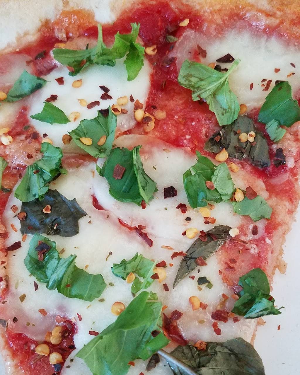 Villages Pizza | restaurant | 4040 Franklin Turnpike, Danville, VA 24540, USA | 4348367030 OR +1 434-836-7030