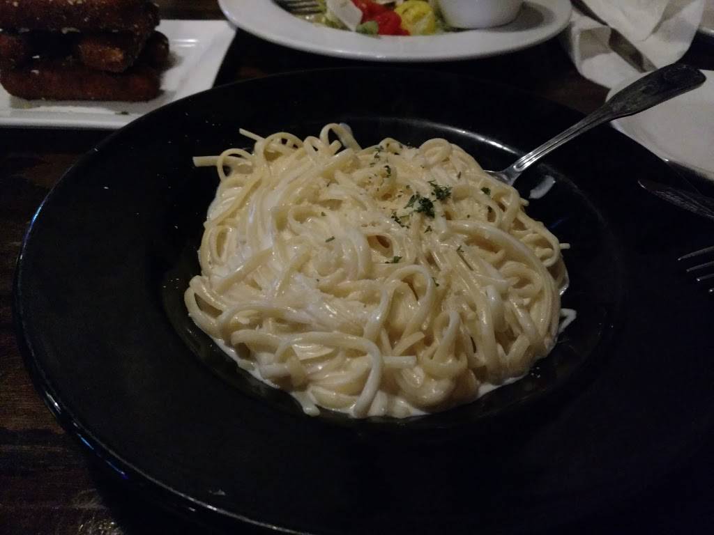 Mona Lisa Italian Restaurant | restaurant | 7091 College Pkwy #17, Fort Myers, FL 33907, USA | 2399395344 OR +1 239-939-5344