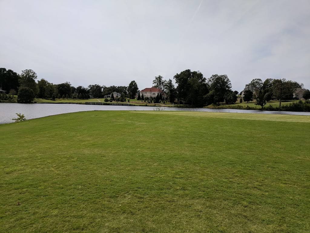 Greensboro National Golf Club | restaurant | 330 Niblick Dr, Summerfield, NC 27358, USA | 3363421113 OR +1 336-342-1113