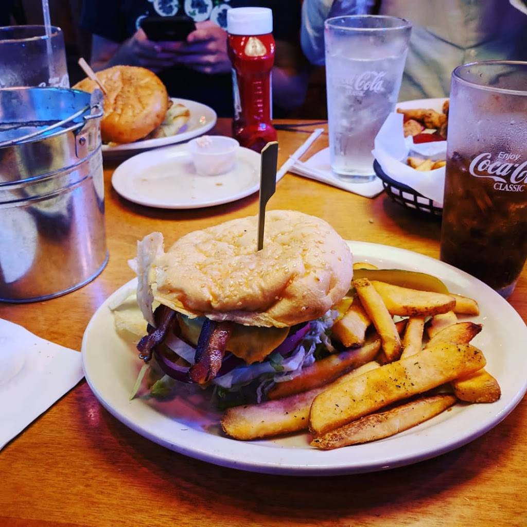 Texas Roadhouse | restaurant | 820 U.S. 9, Queensbury, NY 12804, USA | 5187619300 OR +1 518-761-9300