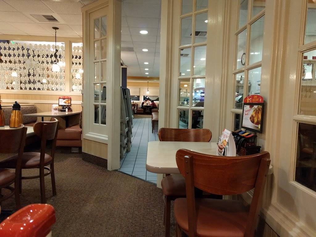 IHOP | restaurant | 4760 Portage St NW, North Canton, OH 44720, USA | 3309669805 OR +1 330-966-9805