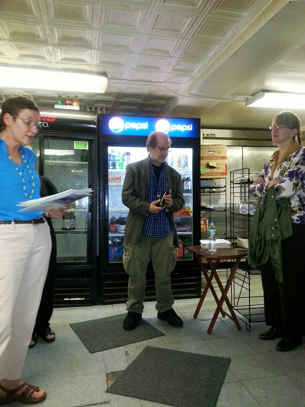 Royal Pizza | meal takeaway | 4200 Baltimore Ave, Philadelphia, PA 19104, USA | 2152221900 OR +1 215-222-1900