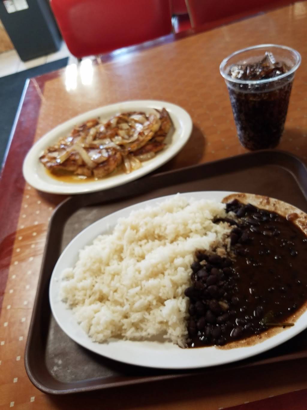 Gusto Latino | restaurant | 745 West Side Ave, Jersey City, NJ 07306, USA | 2014330505 OR +1 201-433-0505