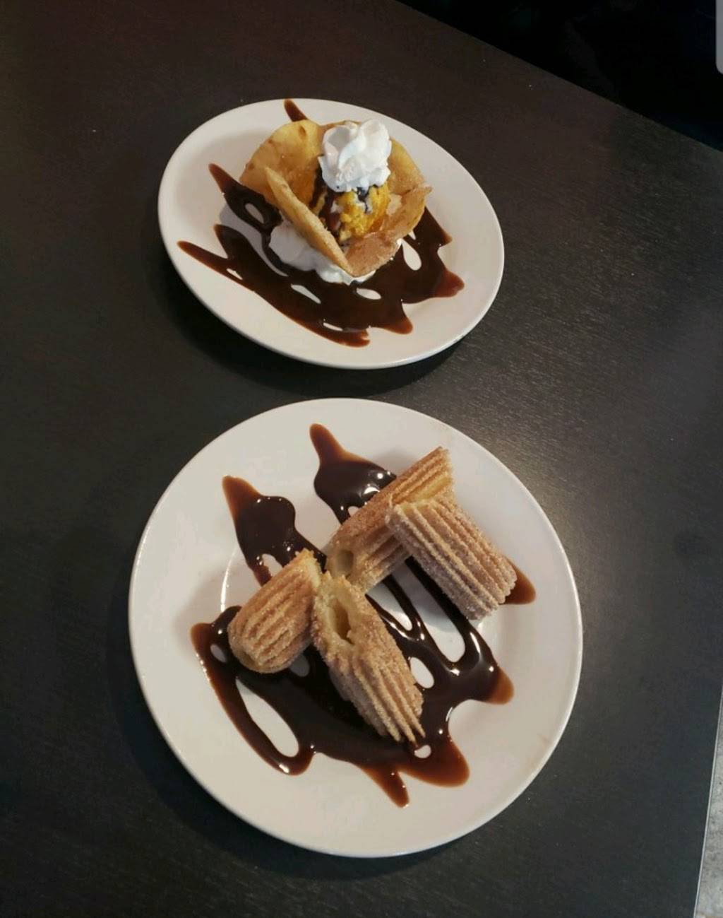 Antigua Mexican Grill | restaurant | 1500 Carlemont Dr, Crystal Lake, IL 60014, USA | 8155263078 OR +1 815-526-3078