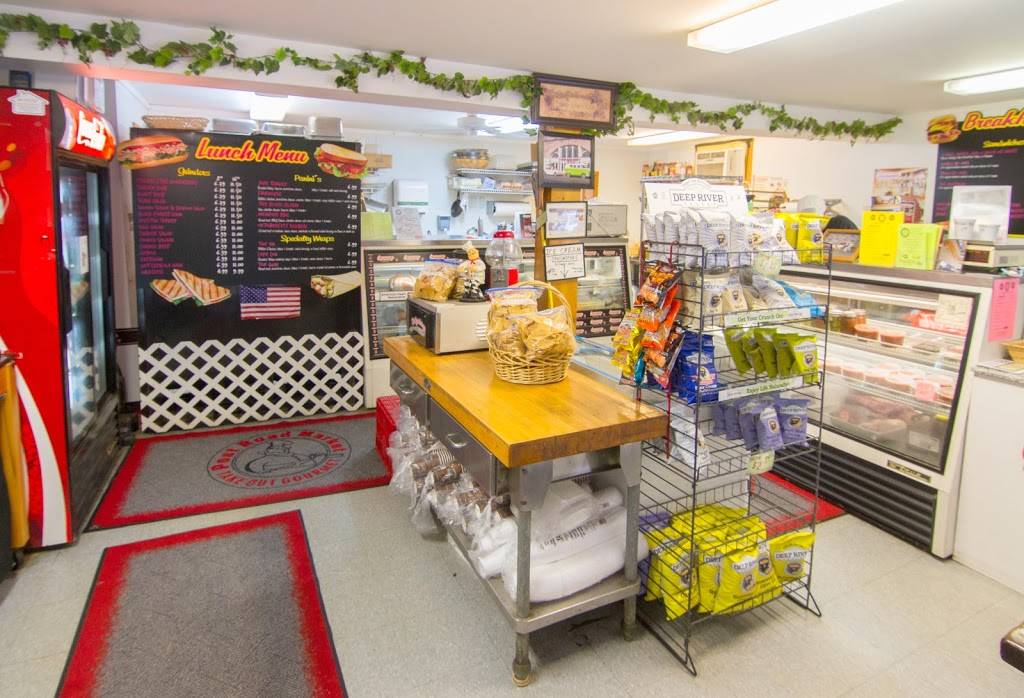 Post Road Market | meal takeaway | 217 Boston Post Rd, East Lyme, CT 06333, USA | 8607393800 OR +1 860-739-3800