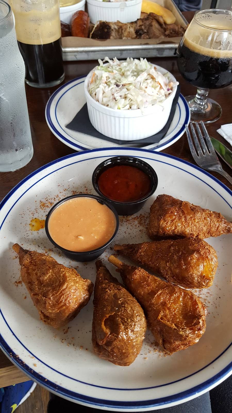 Smoke & Barrel | restaurant | 2471 18th St NW, Washington, DC 20009, USA | 2023199353 OR +1 202-319-9353