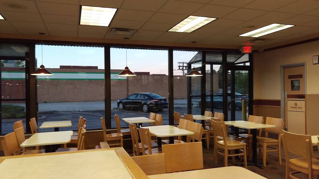 Wendys | restaurant | 7243 N Harlem Ave, Niles, IL 60714, USA | 8476470474 OR +1 847-647-0474