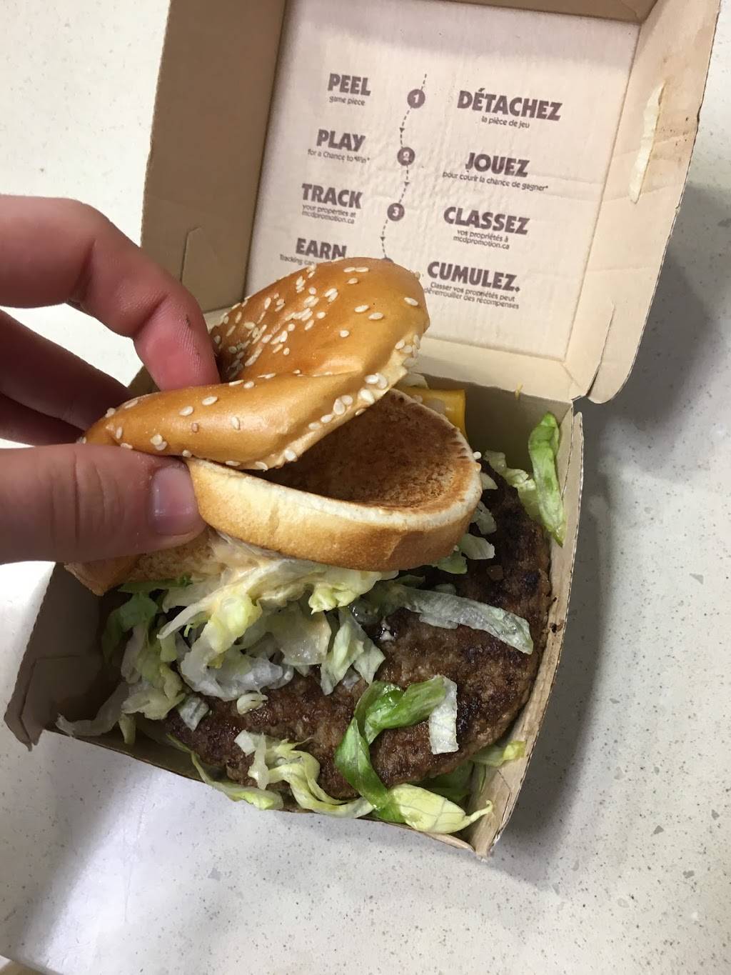 McDonalds | cafe | 3050 Autoroute Félix-Leclerc, Vaudreuil-Dorion, QC J7V 0H1, Canada | 4504244059 OR +1 450-424-4059