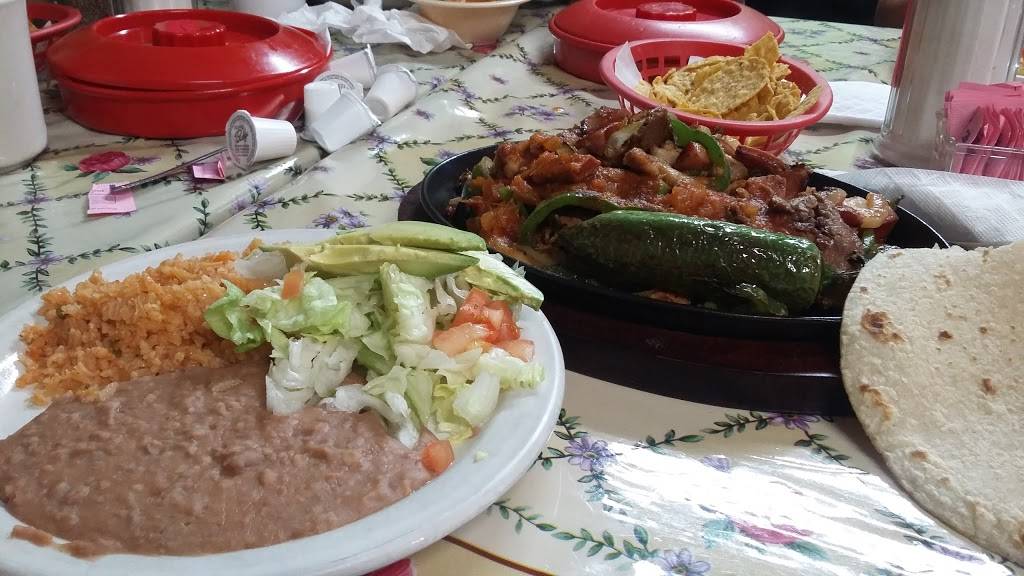 Flor De Chiapas | restaurant | 1045 Bandera Rd, San Antonio, TX 78228, USA | 2104328664 OR +1 210-432-8664