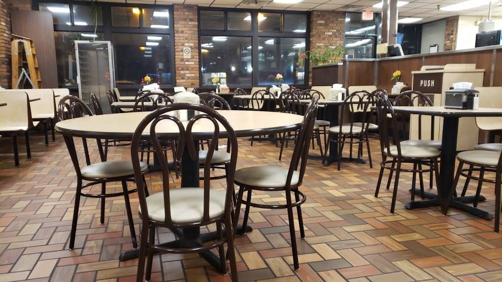 Chicken Shack Warren Schoenherr | meal takeaway | 26851 Schoenherr Rd, Warren, MI 48089, USA | 5867550180 OR +1 586-755-0180