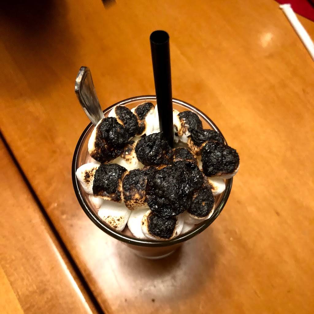 FLIP burger boutique | restaurant | 1587 Howell Mill Rd, Atlanta, GA 30318, USA | 4043431609 OR +1 404-343-1609