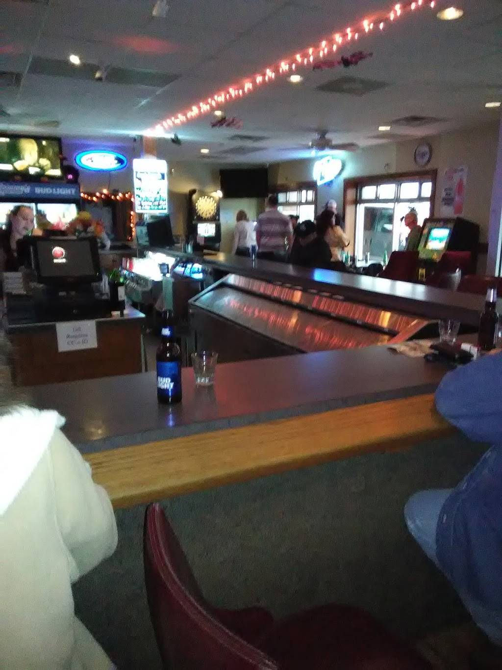 Sammys Lounge | night club | 5521 Center Point Rd, Cedar Rapids, IA 52402, USA | 3193938174 OR +1 319-393-8174