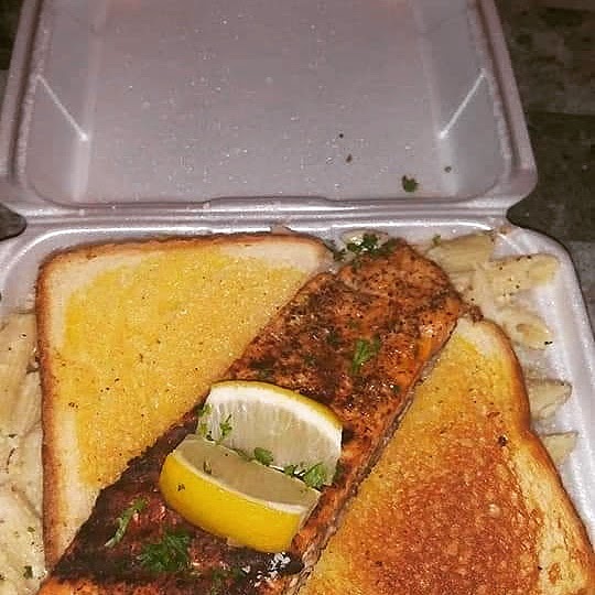 Sammies Grillhouse & Catering | restaurant | 1909 S Booker St, Little Rock, AR 72204, USA | 5015536631 OR +1 501-553-6631