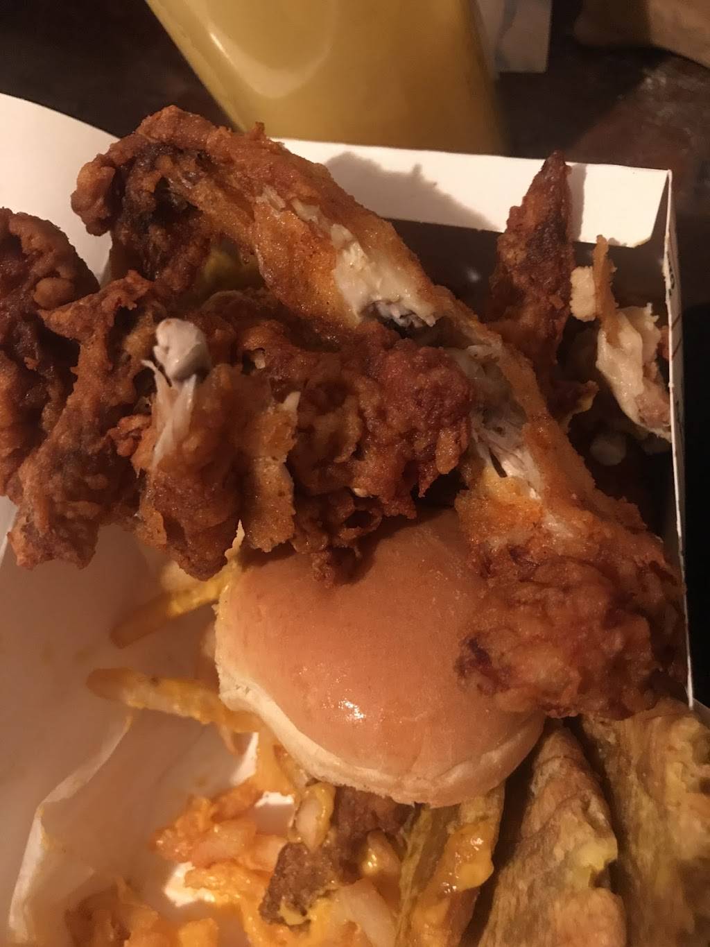 kennedy fried chicken | restaurant | 667 E 187th St, Bronx, NY 10458, USA | 9178012727 OR +1 917-801-2727