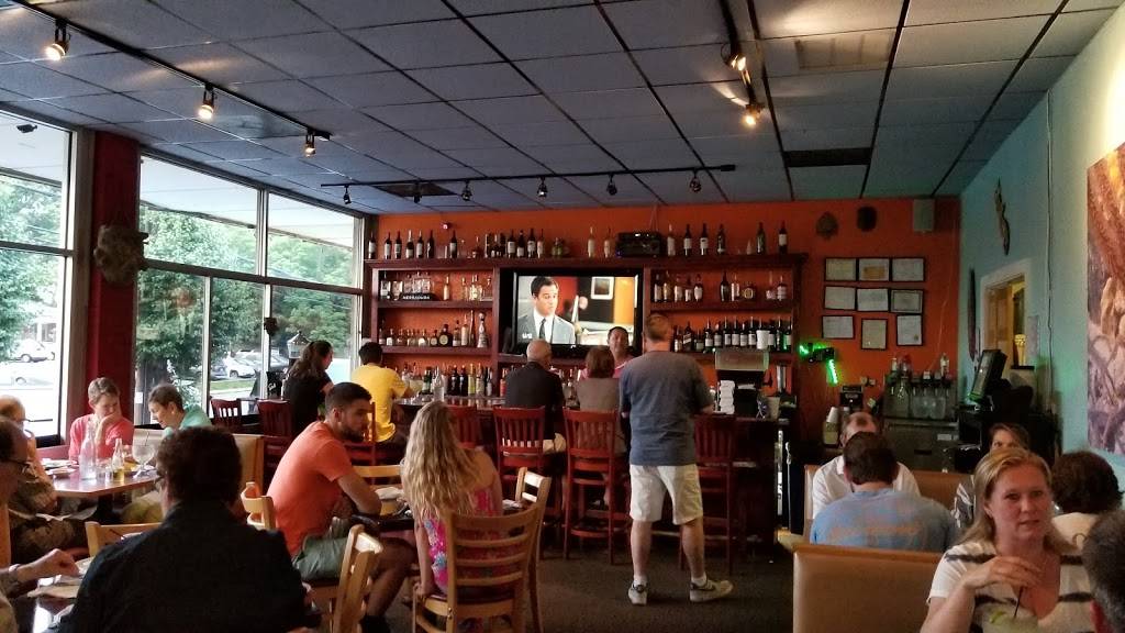 Sin Fronteras Café | restaurant | 2129 Forest Dr, Annapolis, MD 21401, USA | 4102660013 OR +1 410-266-0013