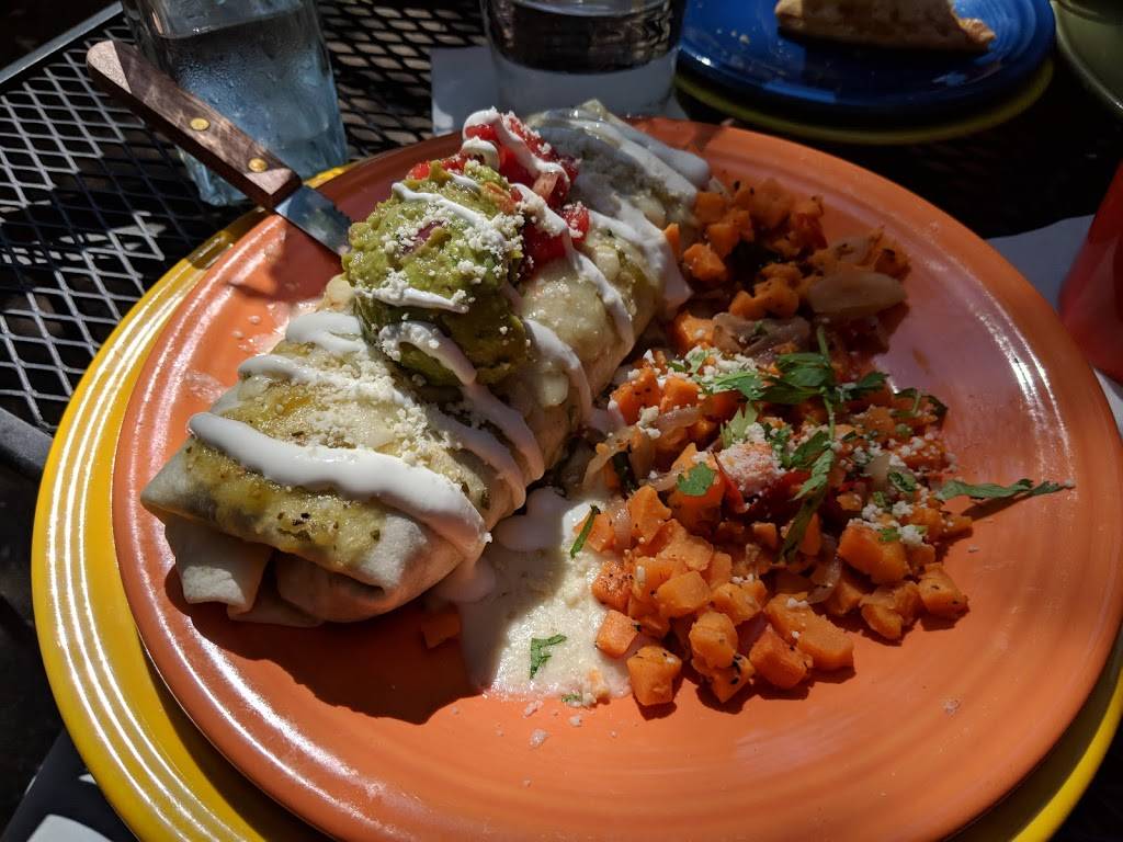 Mission Cantina | restaurant | 2325 California Ave SW, Seattle, WA 98116, USA | 2069378220 OR +1 206-937-8220