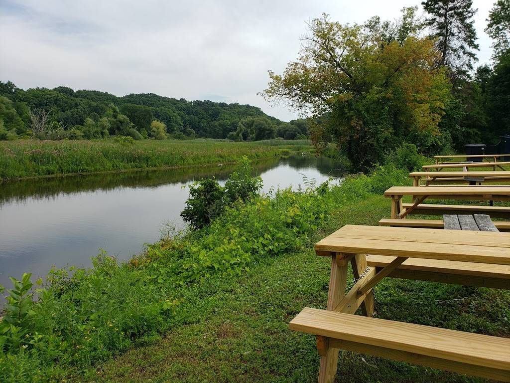 The Iron Works | restaurant | 15 Campbell Ave, Troy, NY 12180, USA | 5183227464 OR +1 518-322-7464