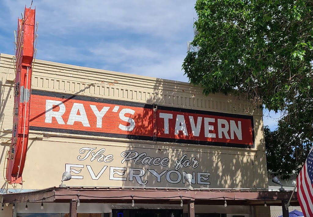 Rays Tavern | restaurant | 25 S Broadway, Green River, UT 84525, USA | 4355643511 OR +1 435-564-3511