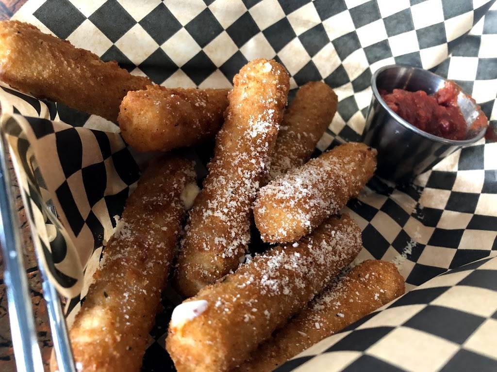 Fox & Hound Smokehouse Grill & Bar | restaurant | 237 Tramway Dr, Stateline, NV 89449, USA | 7755888887 OR +1 775-588-8887