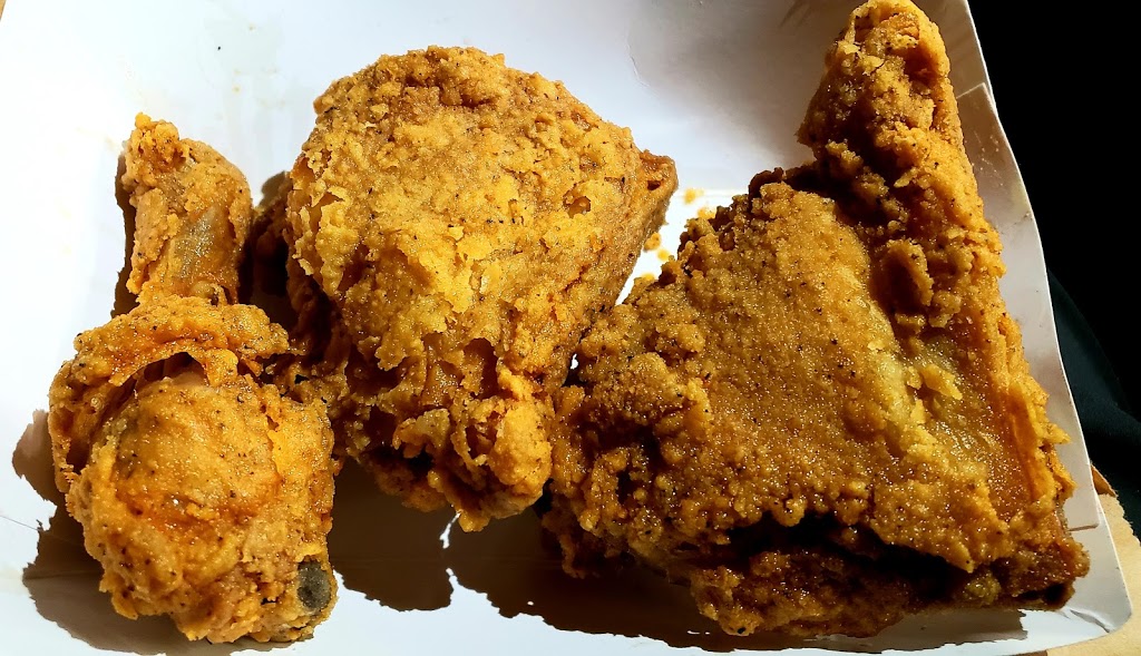 Harts Fried Chicken | restaurant | 2951 SpringHill Ave, Mobile, AL 36607, USA | 2514733139 OR +1 251-473-3139