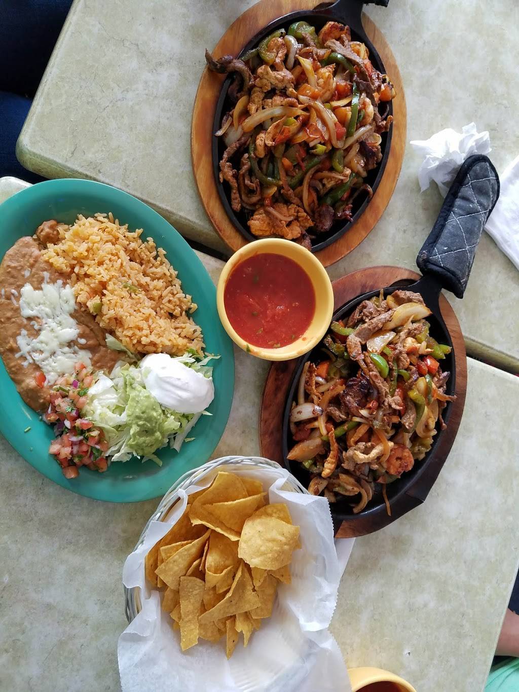 Guads | restaurant | 200 21st St #106, Virginia Beach, VA 23451, USA | 7579614011 OR +1 757-961-4011