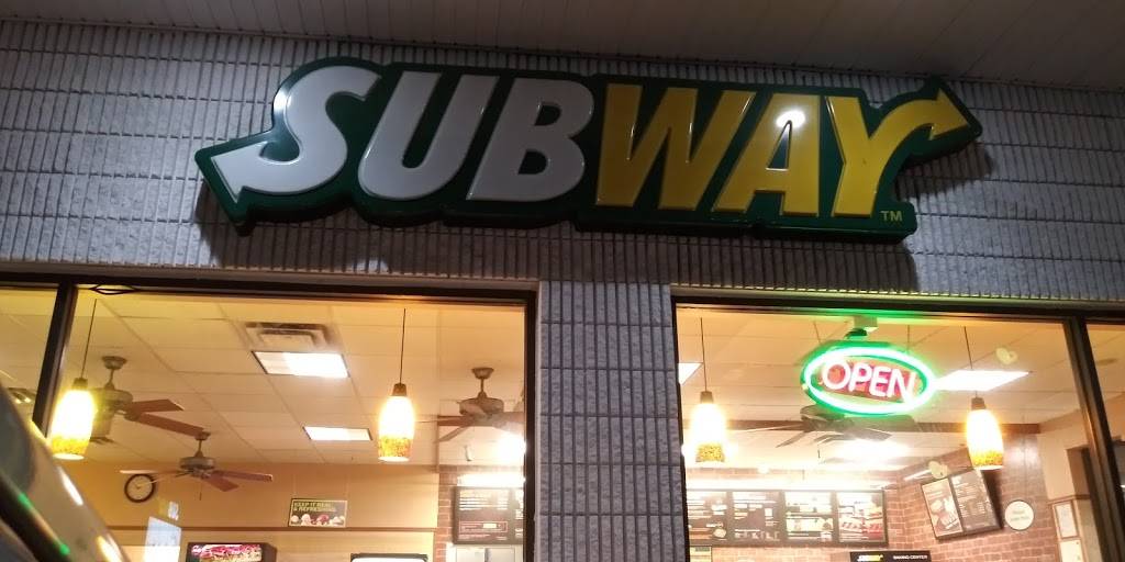 Subway | restaurant | 247 Quincy Ave, Quincy, MA 02169, USA | 6177734600 OR +1 617-773-4600