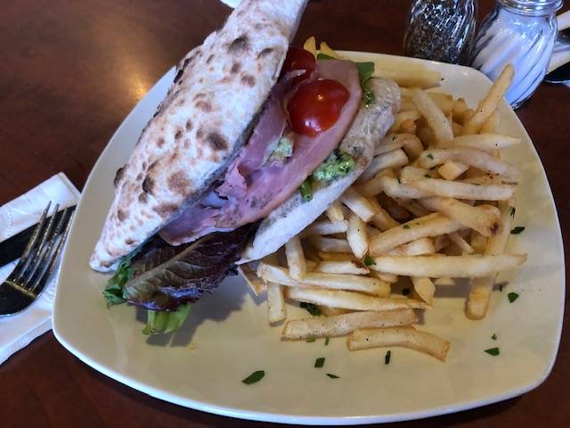 eleven30 Pizza and Sports | restaurant | 1130 W Trinity Mills Rd, Carrollton, TX 75006, USA | 9722451183 OR +1 972-245-1183